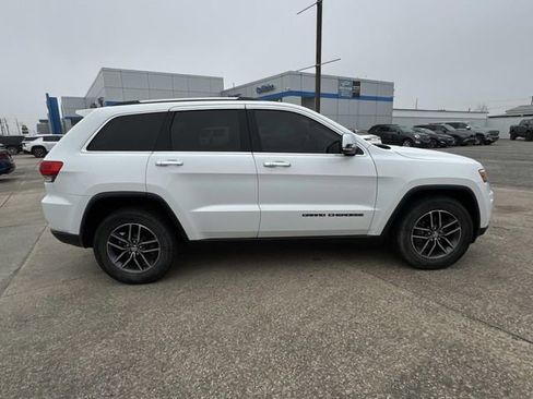 Used 2018 Jeep Grand Cherokee Limited image 6