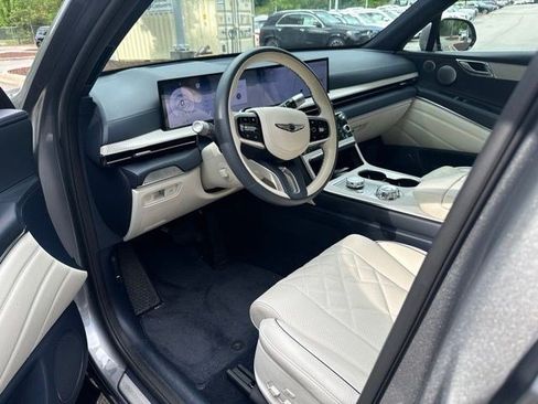 Used 2025 Genesis GV80 3.5T Prestige AWD/4WD image 8