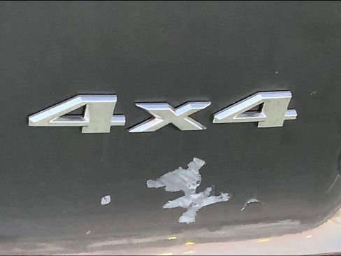 Used 2020 Jeep Cherokee Latitude Lux w/ Comfort/Convenience Group image 29