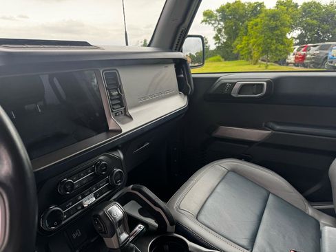 Used 2021 Ford Bronco First Edition AWD/4WD image 11