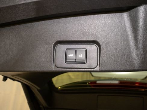 New 2026 Nissan Rogue SV image 7