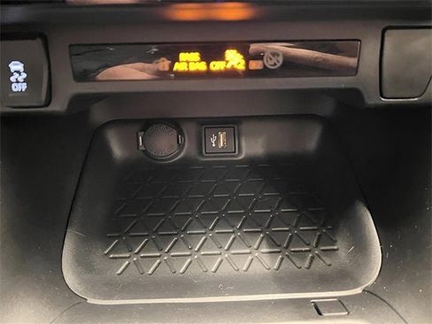 Used 2024 Toyota RAV4 LE image 27