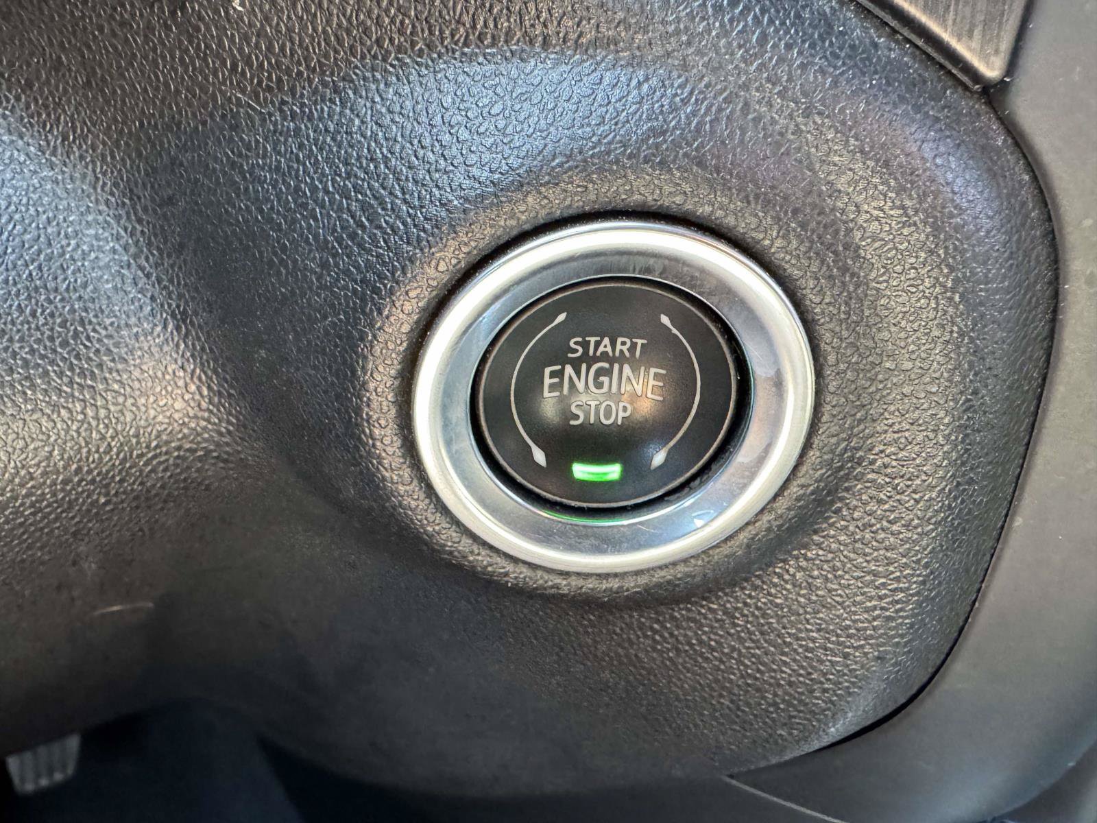 Used 2020 GMC Sierra 1500 AT4 w/ AT4 Premium Package AWD/4WD image 36