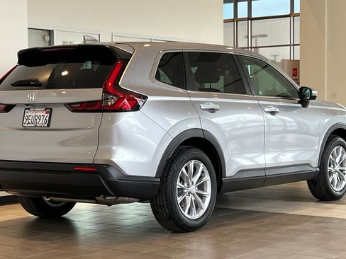 Used 2023 Honda CR-V EX-L image 4