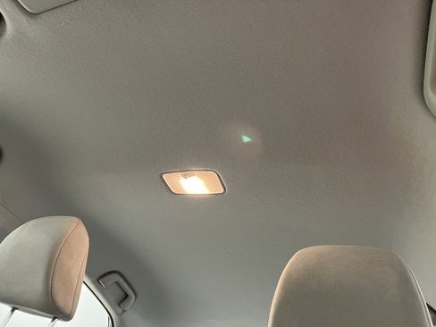 Used 2013 Toyota Corolla LE image 10