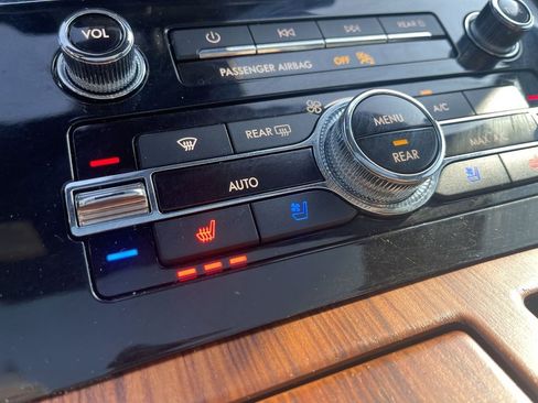 Used 2019 Lincoln Navigator L Reserve image 29