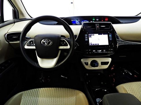 Used 2017 Toyota Prius Three w/ Carpet Mat Package FWD image 22