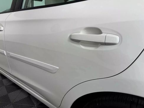 Used 2017 Subaru Impreza 2.0i Premium image 29