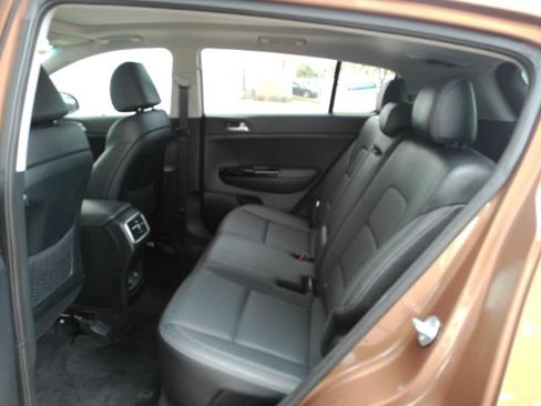 Used 2018 Kia Sportage EX w/ EX Technology Package FWD image 21