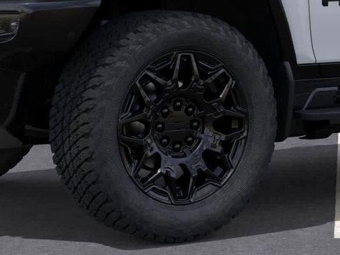 New 2025 GMC Hummer EV 3X w/ LPO, Dark Essentials Package image 9