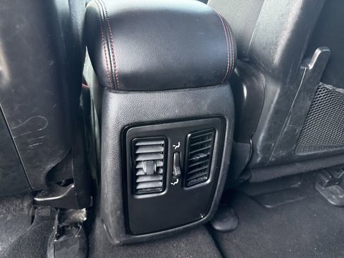 Used 2023 Dodge Durango GT RWD image 25