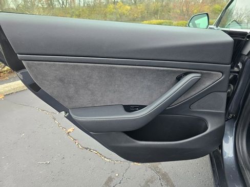 Used 2019 Tesla Model 3 Long Range image 30