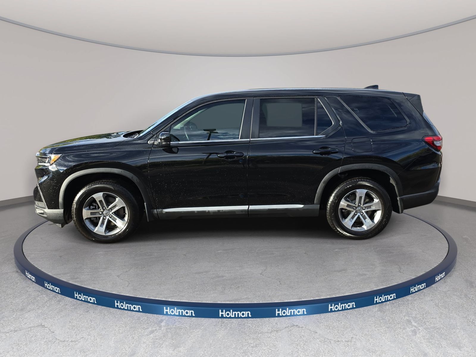 Used 2025 Honda Pilot EX-L image 9