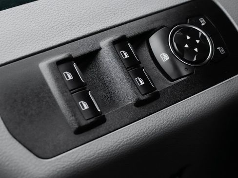 Used 2018 Ford F150 XLT w/ Equipment Group 302A Luxury image 15