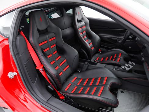 Certified 2019 Ferrari 488 Pista Coupe image 22