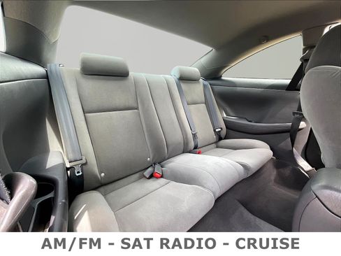 Used 2004 Toyota Solara SE FWD image 25