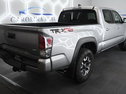 Used 2020 Toyota Tacoma TRD Off-Road image 4