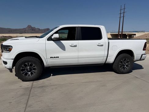 Used 2020 RAM 1500 Laramie AWD/4WD image 5