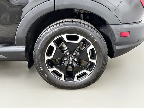 Used 2023 Ford Bronco Sport Outer Banks w/ Tech Package AWD/4WD image 31