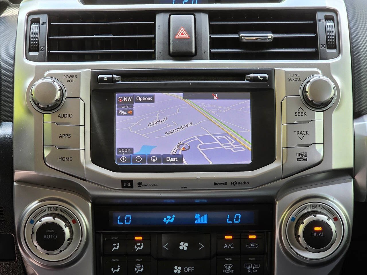 Used 2018 Toyota 4Runner Limited AWD/4WD image 23