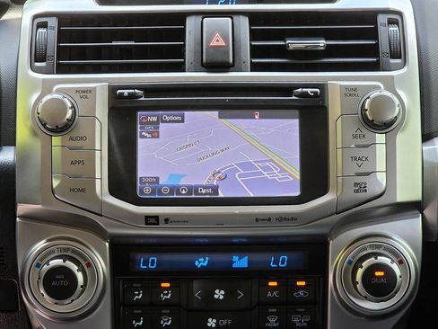 Used 2018 Toyota 4Runner Limited AWD/4WD image 23