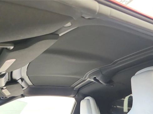 Used 2025 Chevrolet Corvette Stingray Coupe w/ 1LT image 17