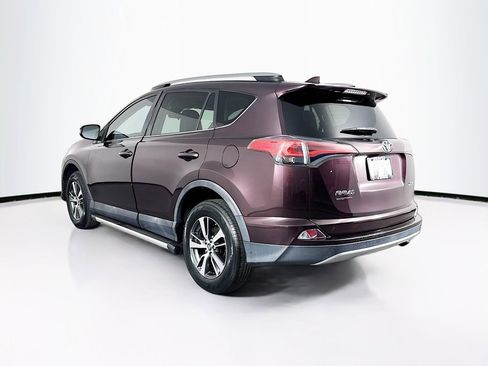 Used 2018 Toyota RAV4 XLE image 7