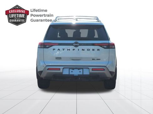 Certified 2022 Nissan Pathfinder SL w/ SL Premium Package image 4