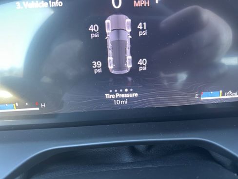 New 2025 Jeep Grand Cherokee Altitude w/ Trailer Tow Package image 21