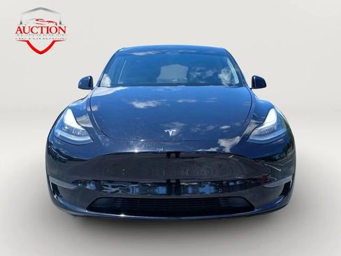 Used 2020 Tesla Model Y Long Range AWD/4WD image 2