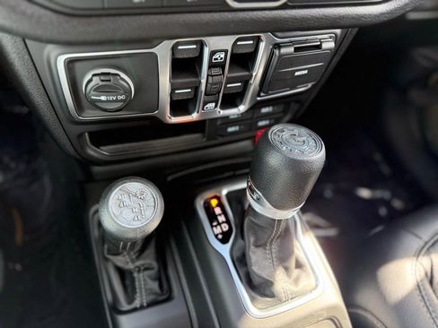 New 2026 Jeep Wrangler Sport AWD/4WD image 32