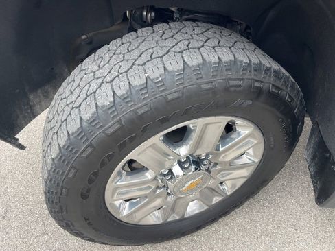 Certified 2024 Chevrolet Silverado 2500 High Country w/ Technology Package image 21