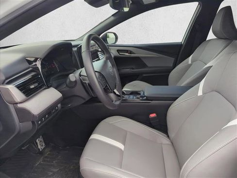 Certified 2025 Toyota Camry SE FWD image 11
