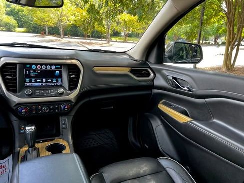 Used 2019 GMC Acadia Denali w/ Technology Package image 36