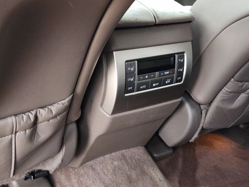 Used 2014 Lexus GX 460 image 33