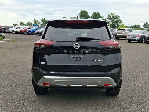Certified 2023 Nissan Rogue Platinum w/ Platinum Premium Package AWD/4WD image 5