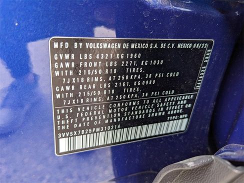 Certified 2023 Volkswagen Taos SE image 40