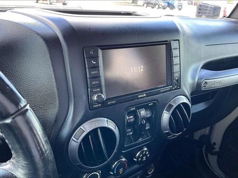 Used 2017 Jeep Wrangler Unlimited Sport w/ Quick Order Package 24S AWD/4WD image 22