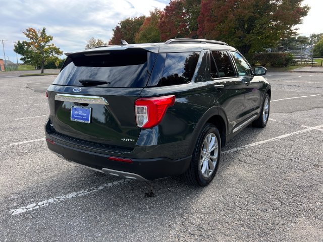 Certified 2022 Ford Explorer XLT w/ Equipment Group 202A AWD/4WD image 11