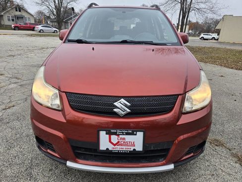 Used 2009 Suzuki SX4 AWD Hatchback image 2