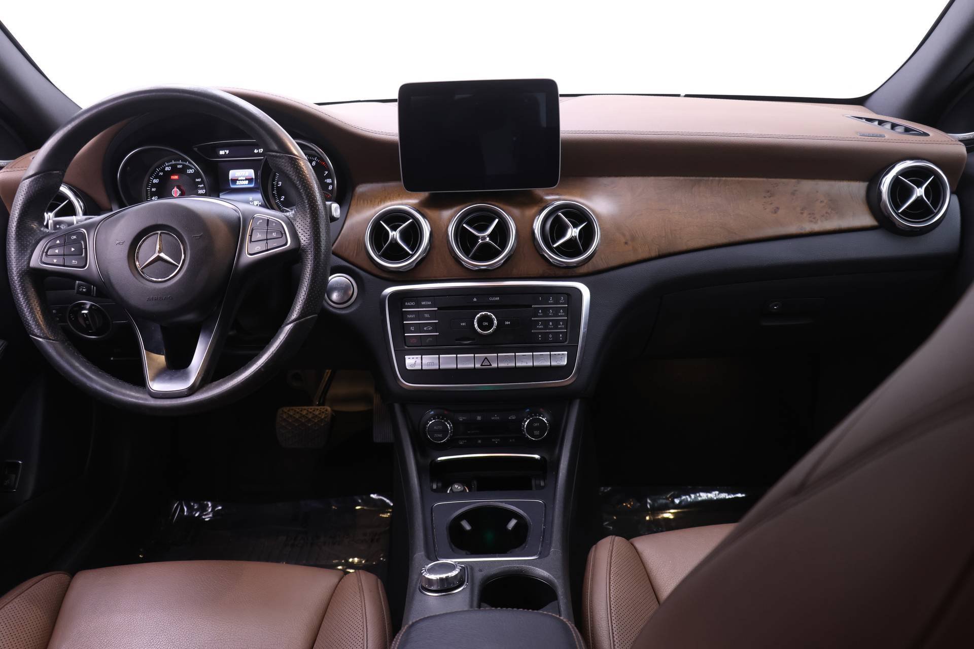 Used 2018 Mercedes-Benz GLA 250 4MATIC image 8