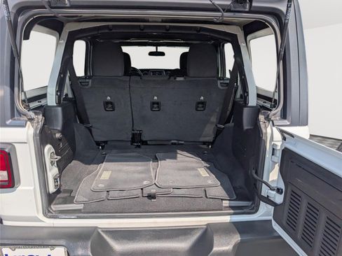 Used 2022 Jeep Wrangler Unlimited Sport AWD/4WD image 12