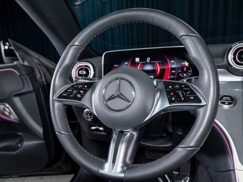 Used 2025 Mercedes-Benz CLE 300 4MATIC Cabriolet image 20