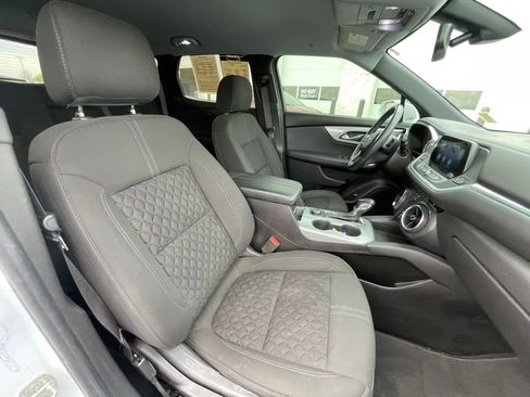 Used 2020 Chevrolet Blazer LT image 28