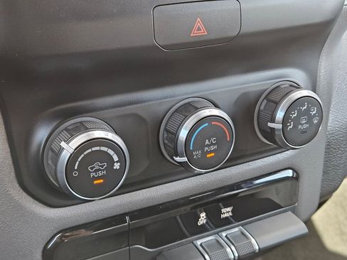 Used 2022 RAM 1500 Big Horn image 22