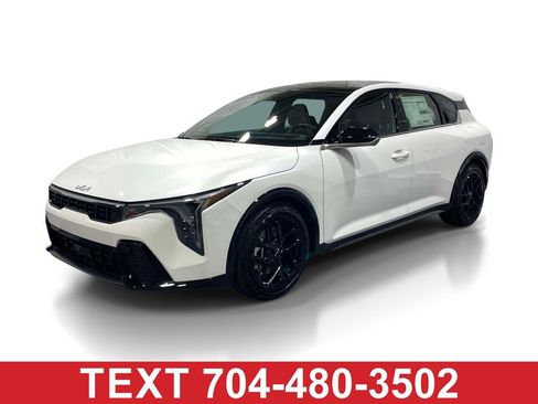 New 2026 Kia K4 GT-Line Turbo FWD image 1