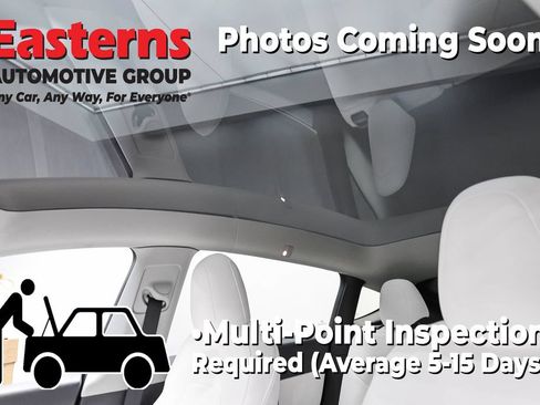 Used 2022 Tesla Model Y Long Range AWD/4WD image 28