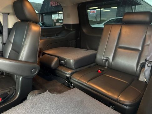 Used 2014 GMC Yukon Denali AWD/4WD image 17