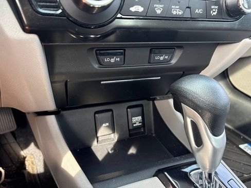 Used 2013 Honda Civic EX-L image 23