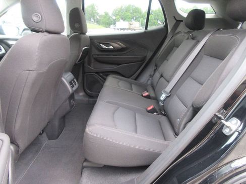Used 2024 GMC Terrain SLE AWD/4WD image 13